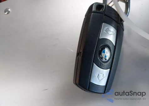 2015 BMW X1 xDrive28I from USA, damaged, VIN WBAVL1C55FVY35210